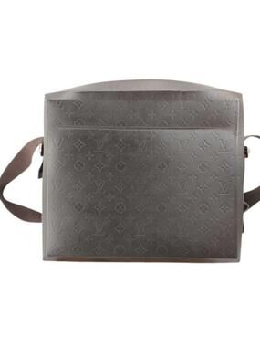 Louis Vuitton Steve Messenger Bag Glace #325049L57B